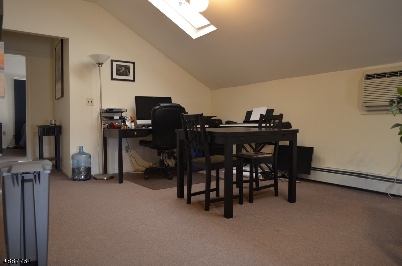 50 Cook Ave - Photo 4