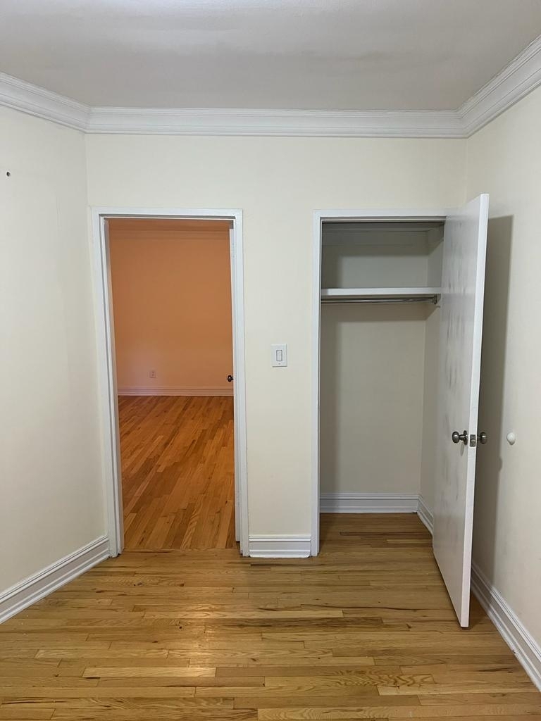 East 76th Street - Photo 6