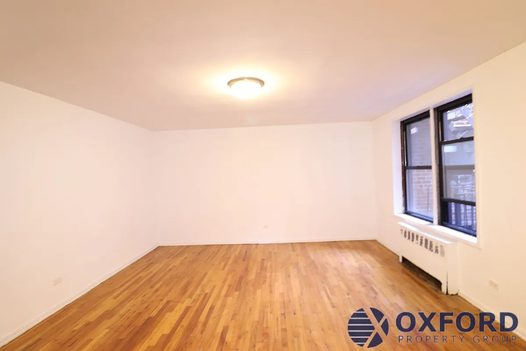 143-45 Sanford Avenue - Photo 1