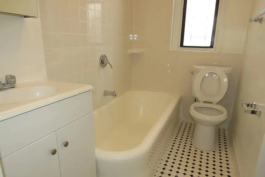 151-10 35th Avenue - Photo 7