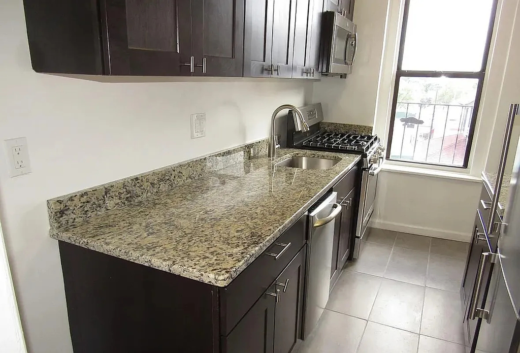 151-10 35th Avenue - Photo 6