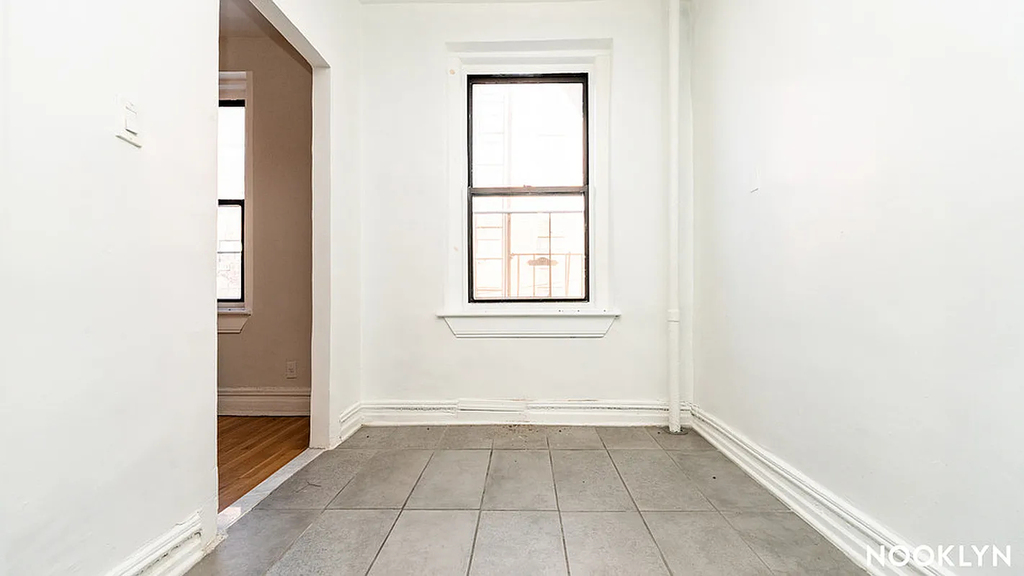 139-09 34th Road - Photo 3