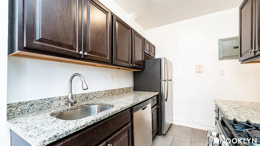 139-09 34th Road - Photo 10