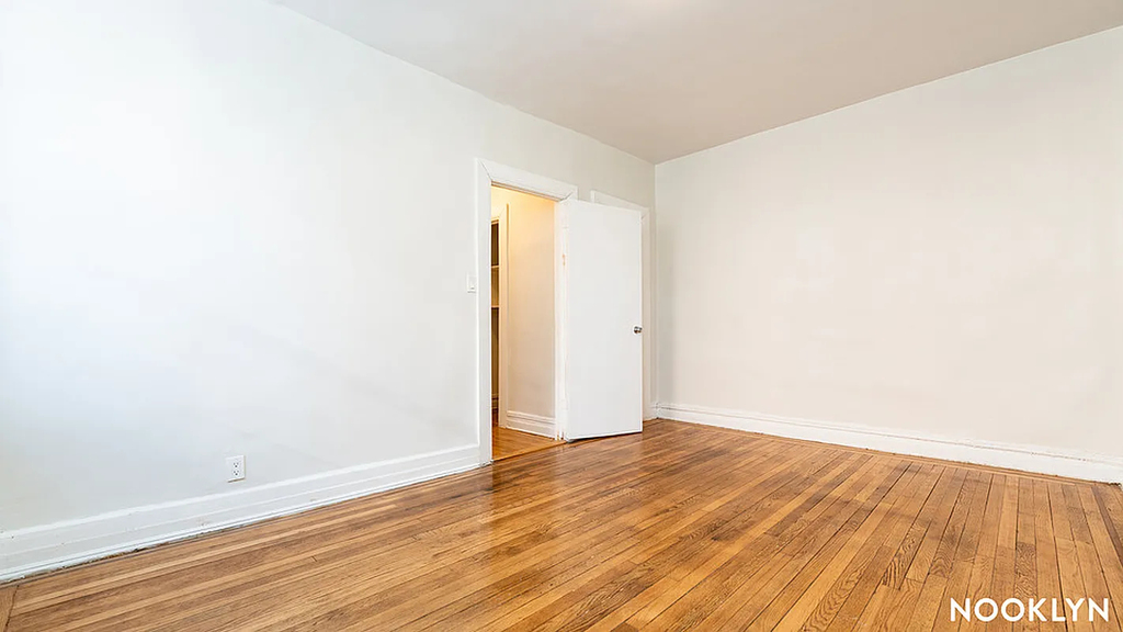 139-09 34th Road - Photo 7