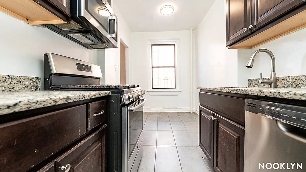 139-09 34th Road - Photo 11