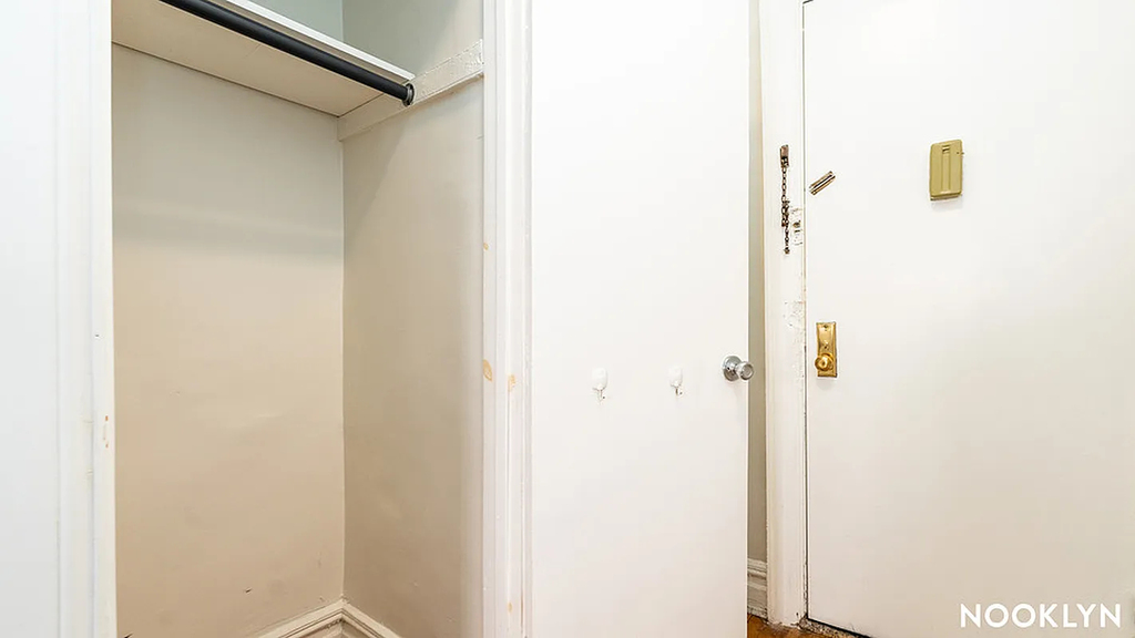 139-09 34th Road - Photo 2
