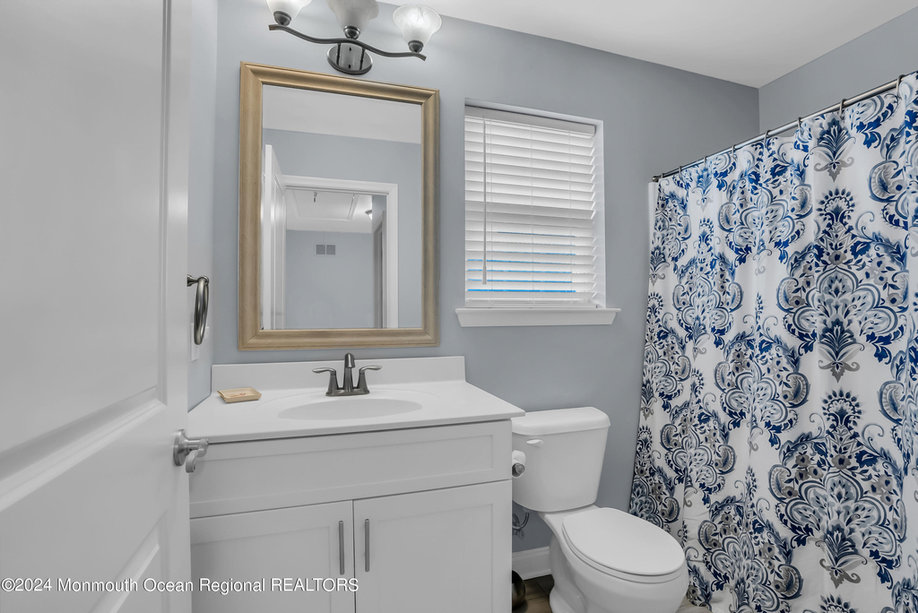 132 Chelton Avenue - Photo 20