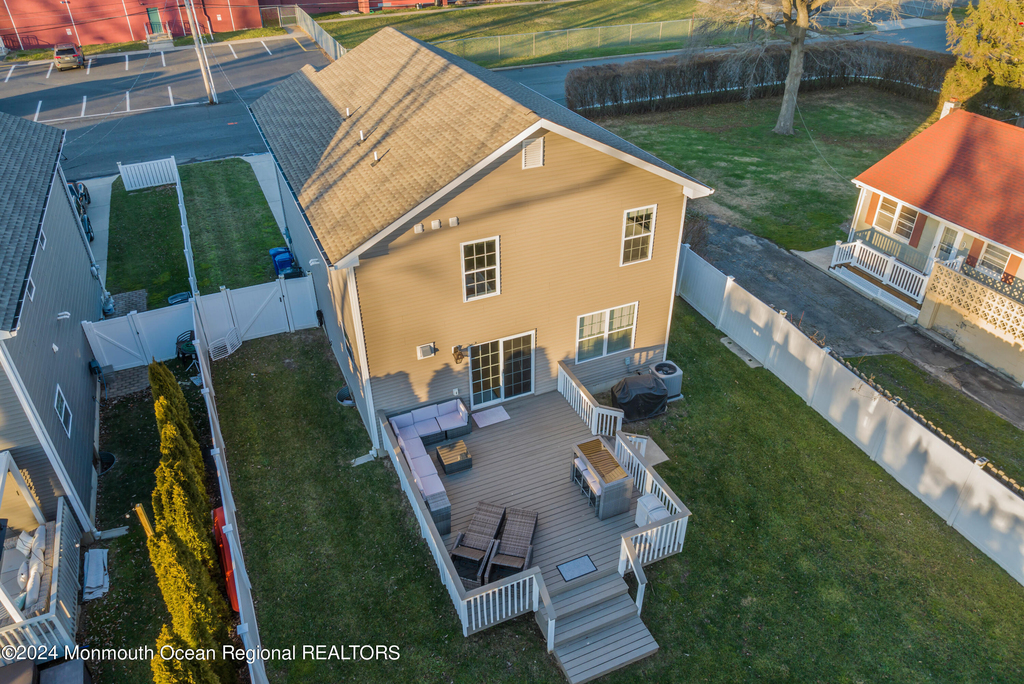 132 Chelton Avenue - Photo 27