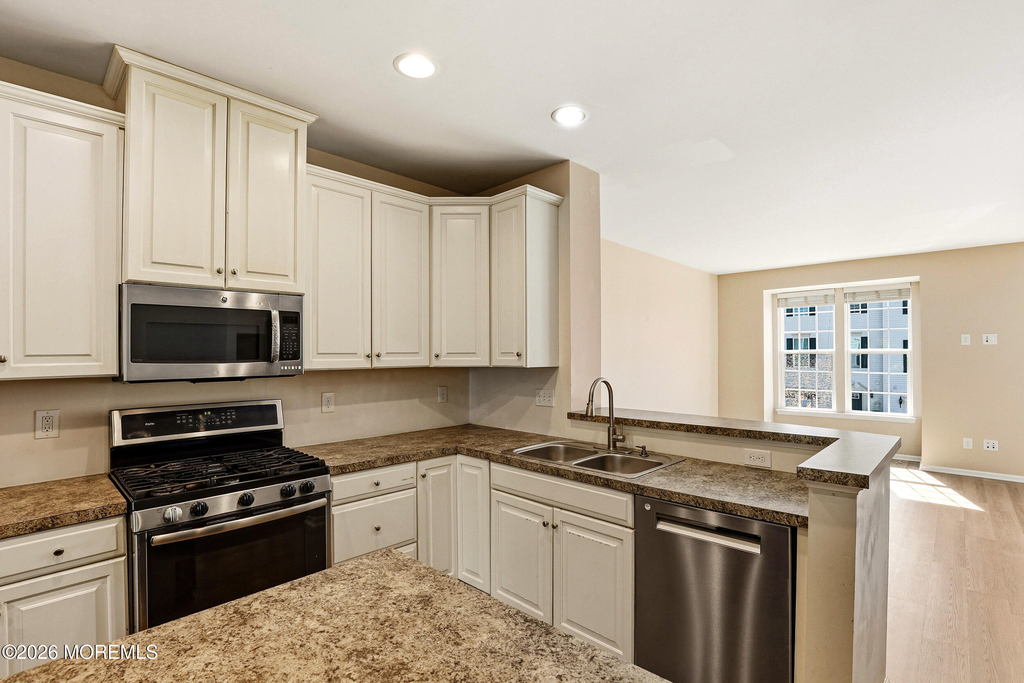407 Susquehanna Street - Photo 3