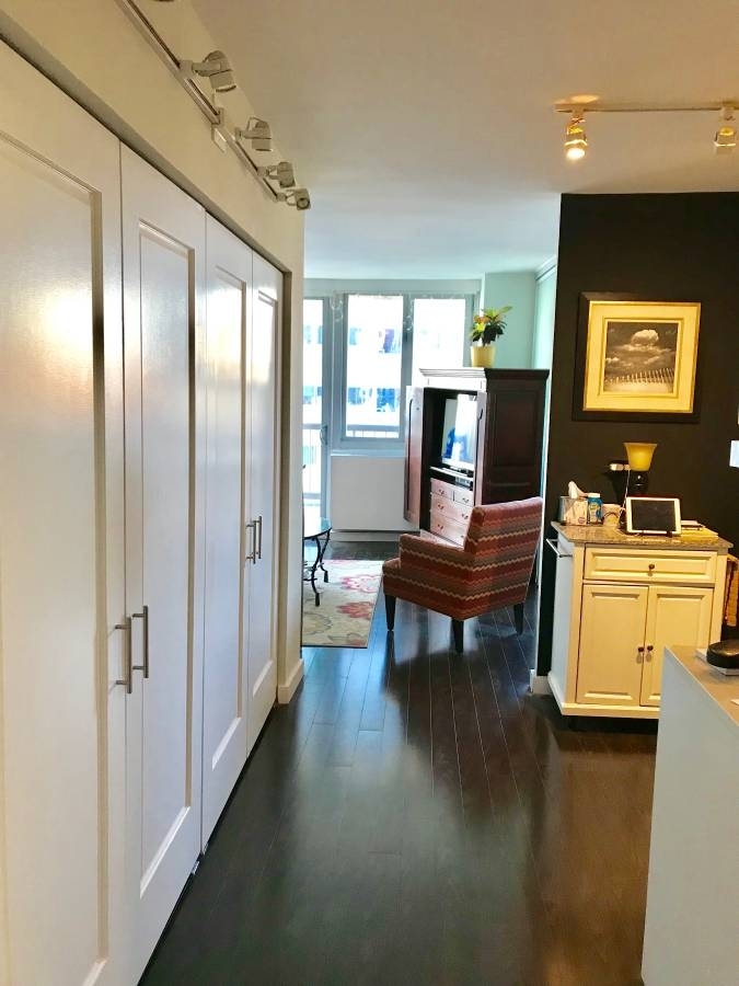 West 96th Street - Photo 3