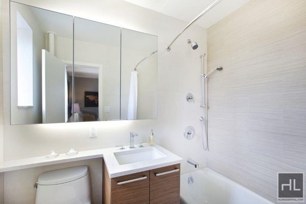 1st Avenue - Photo 3