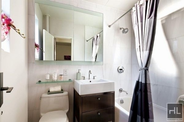 1st Avenue - Photo 4