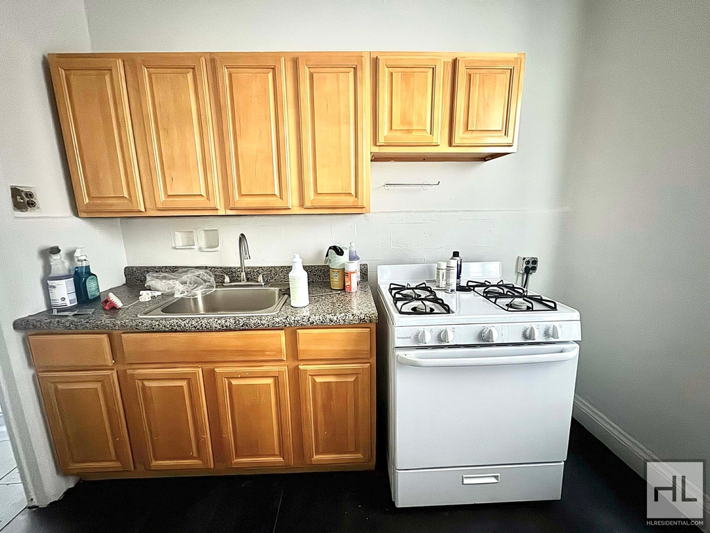 66 Street - Photo 4