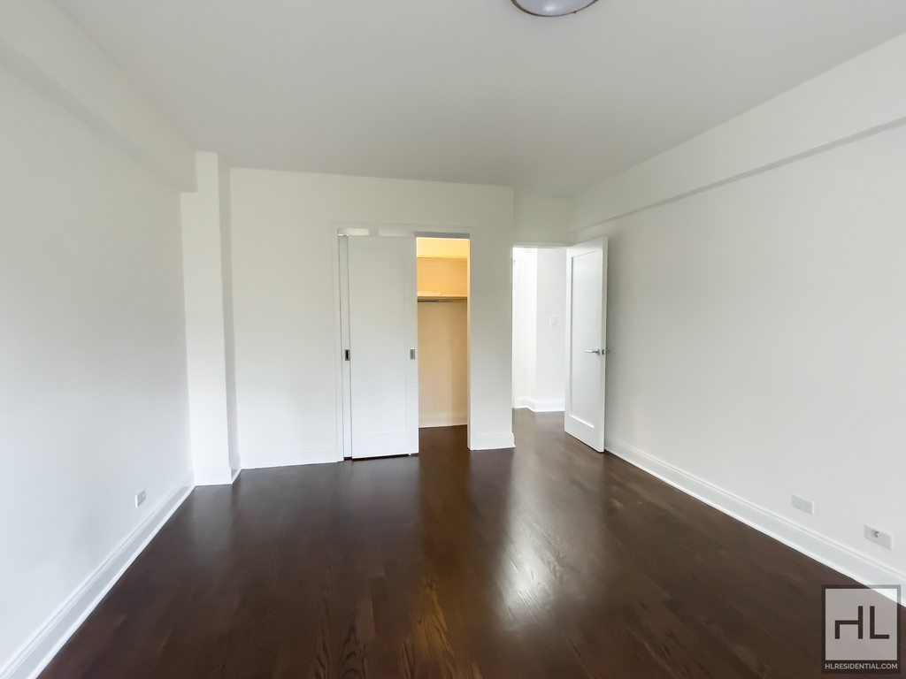 Beekman Place - Photo 4