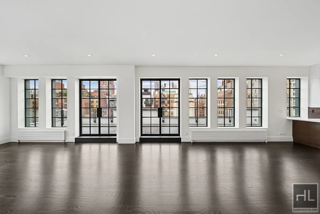 East 80th Street - Photo 1