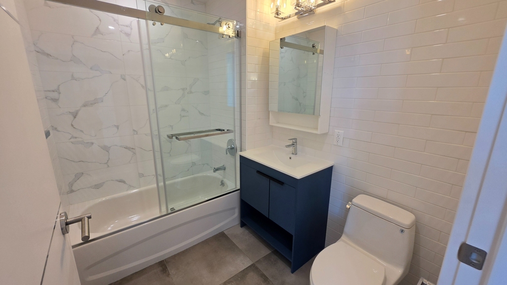103-14 Northern Boulevard - Photo 7