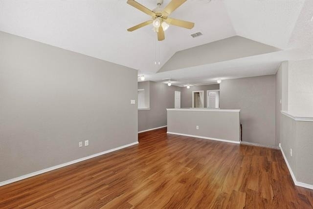 2023 Nottingham Place - Photo 16