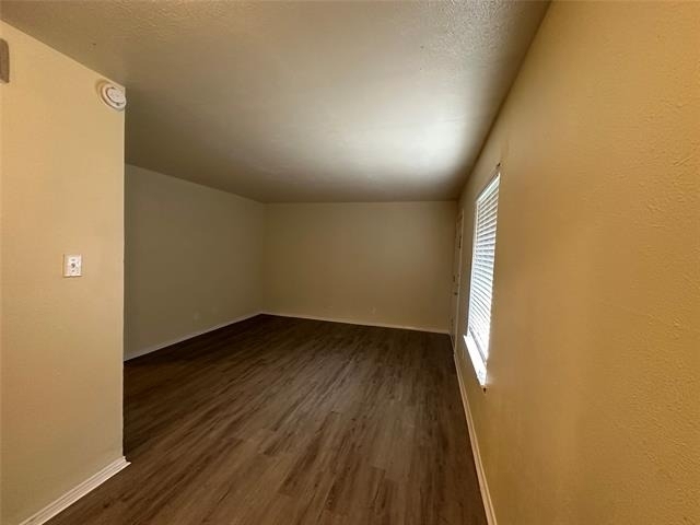 2211 S Vernon Avenue - Photo 5