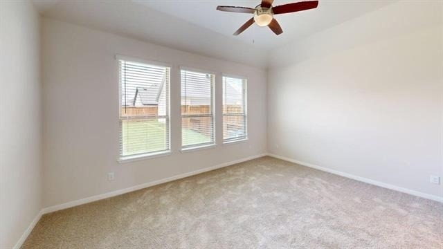 1840 Rosedale Avenue - Photo 10
