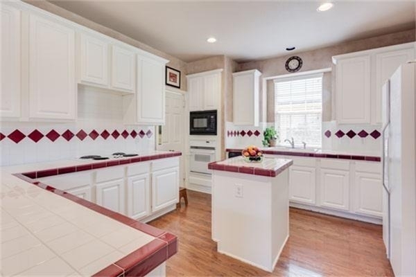 5403 Exeter Drive - Photo 4