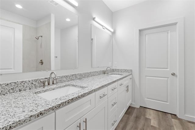 223 W Walker Street - Photo 10