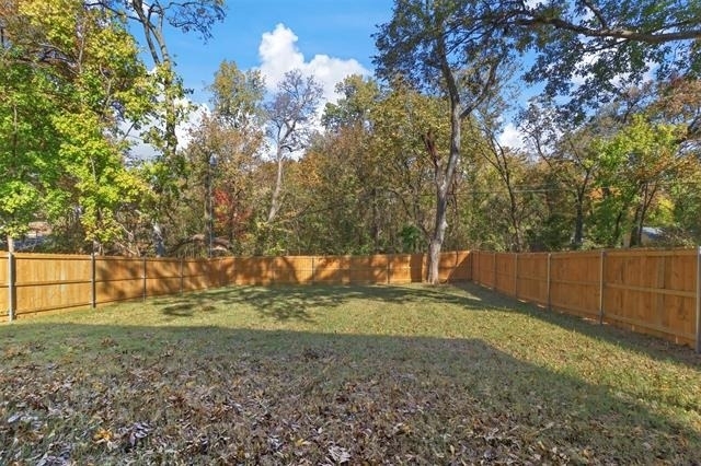 223 W Walker Street - Photo 13