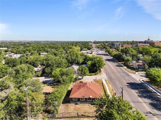 2540 Avenue H - Photo 15