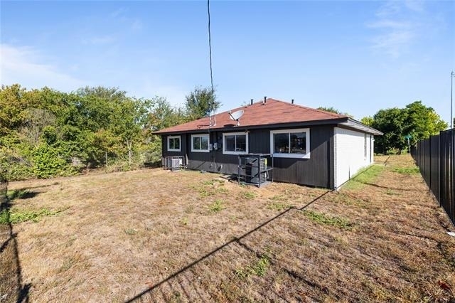2540 Avenue H - Photo 10