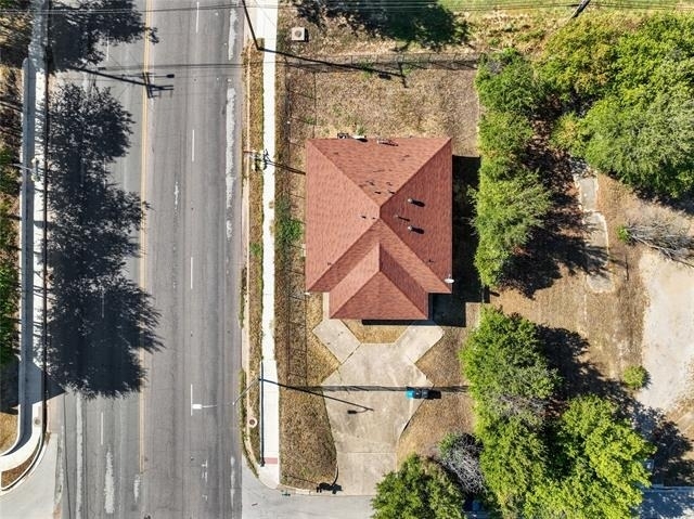 2540 Avenue H - Photo 17