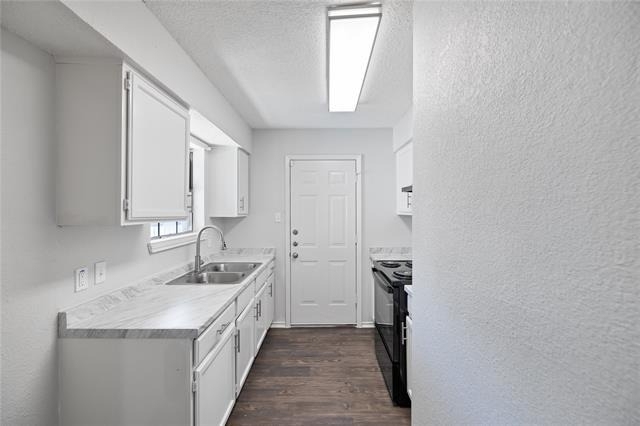 2540 Avenue H - Photo 5