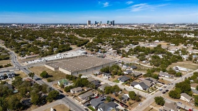 1701 Belzise Terrace - Photo 38