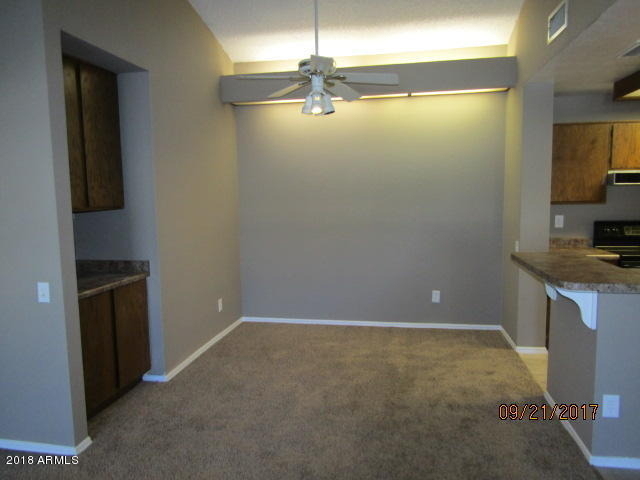 2035 S Elm Street - Photo 2