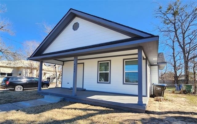 4205 Stuart Street - Photo 0