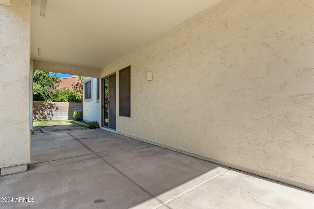 504 N Swallow Lane - Photo 53