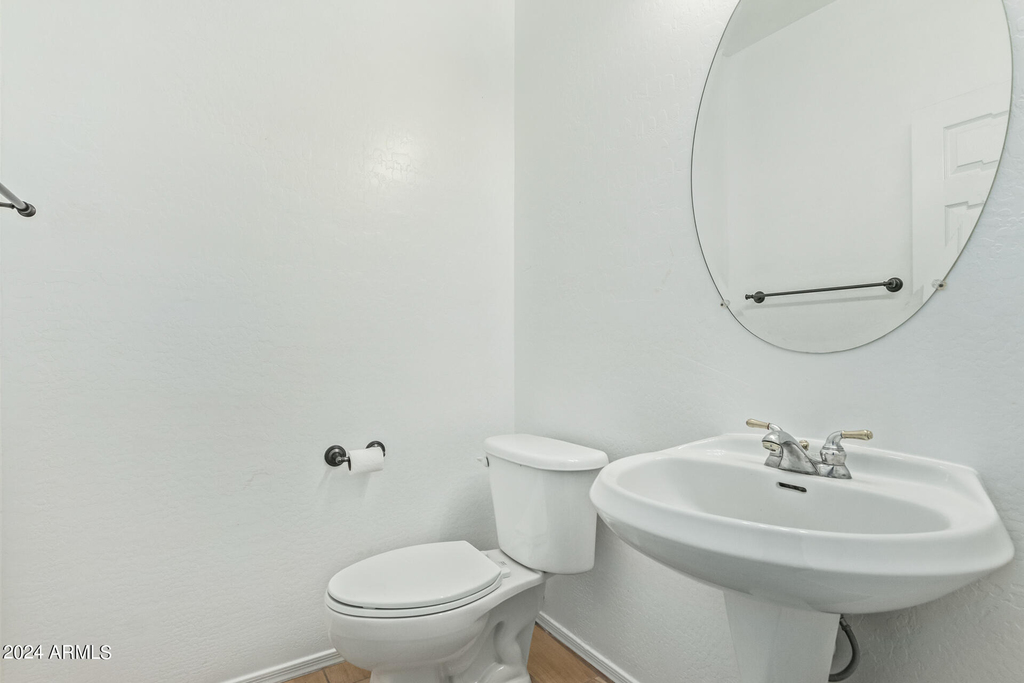 504 N Swallow Lane - Photo 37
