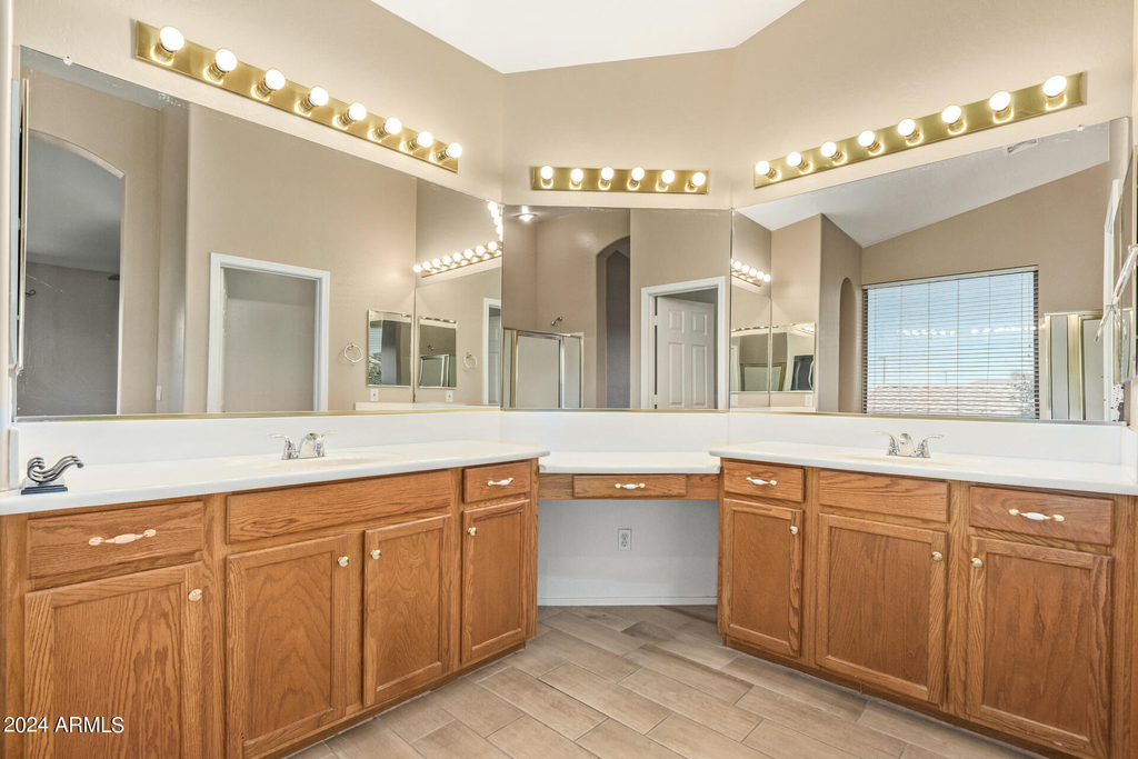 504 N Swallow Lane - Photo 34