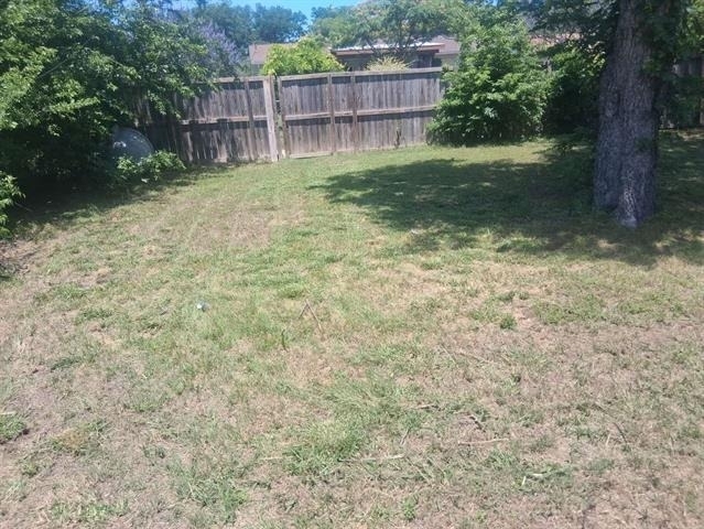 1621 E Park Boulevard - Photo 12