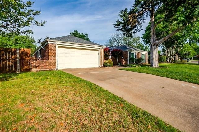 1101 Cypress Point - Photo 37