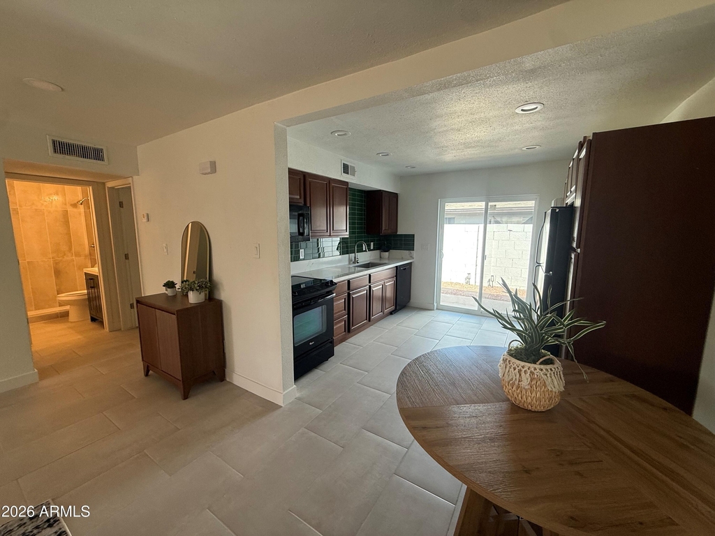 7814 E Heatherbrae Avenue - Photo 0