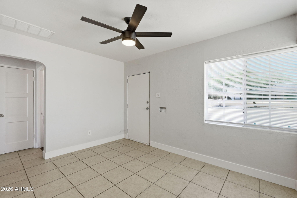 1038 N 16th Street - Photo 3