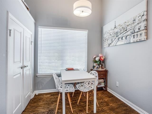 2201 Wolf Street - Photo 4