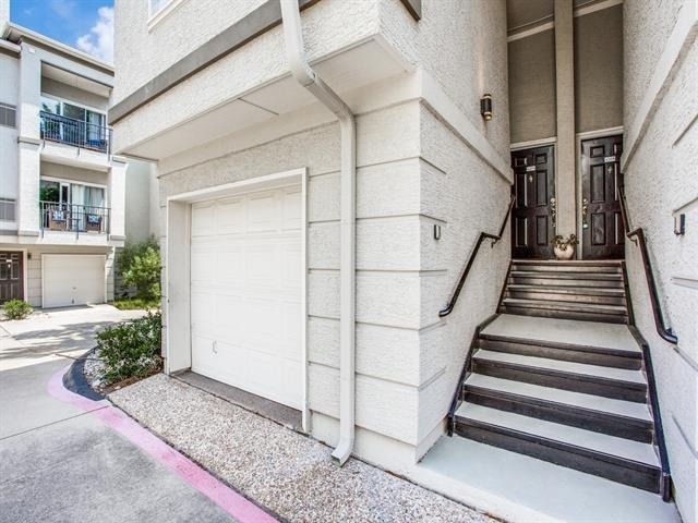 2201 Wolf Street - Photo 1