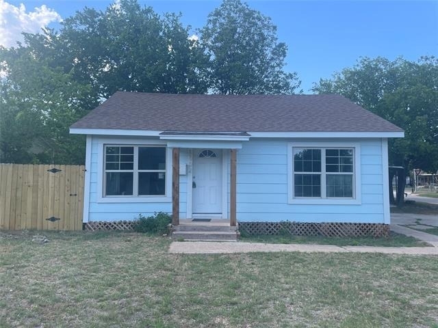 1502 N 15th Street - Photo 1