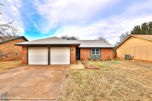 1734 Bob White Court - Photo 1
