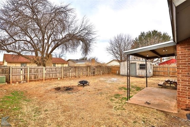 1734 Bob White Court - Photo 32