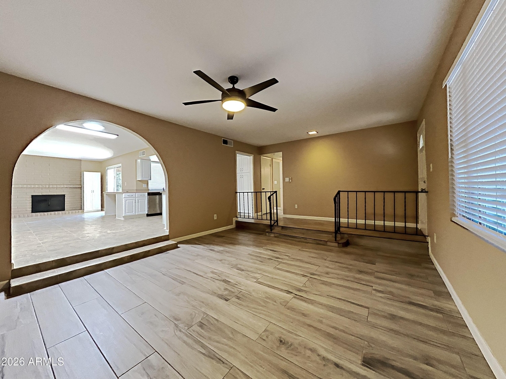 12229 N 47th Lane N - Photo 2