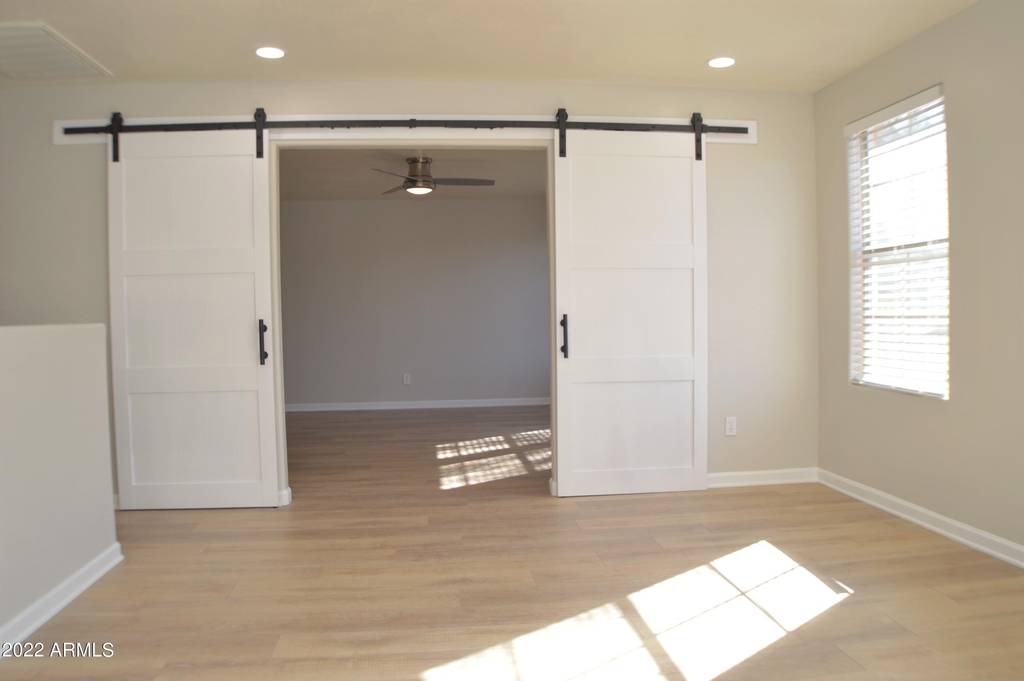 45666 W Tucker Road - Photo 46