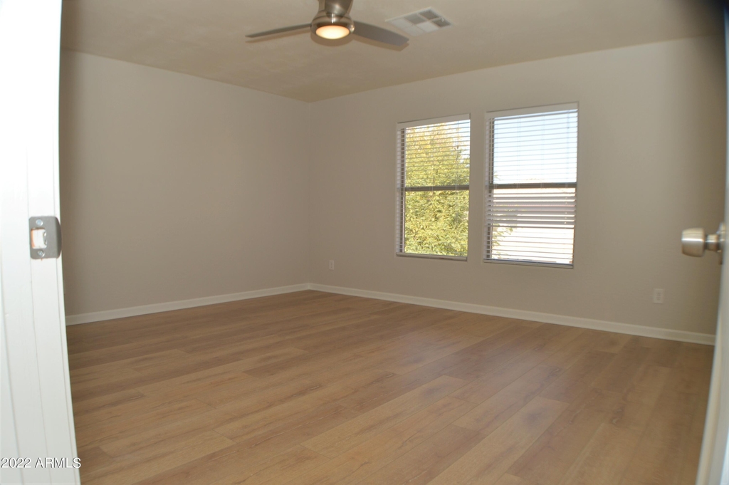 45666 W Tucker Road - Photo 54