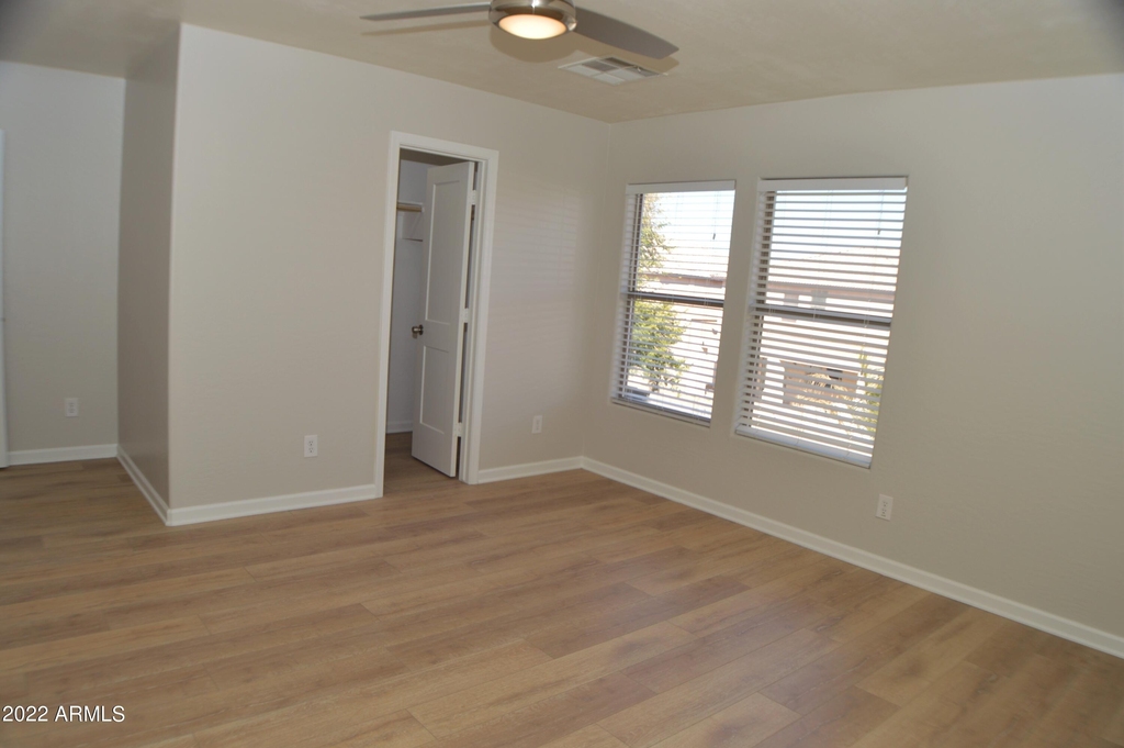 45666 W Tucker Road - Photo 51