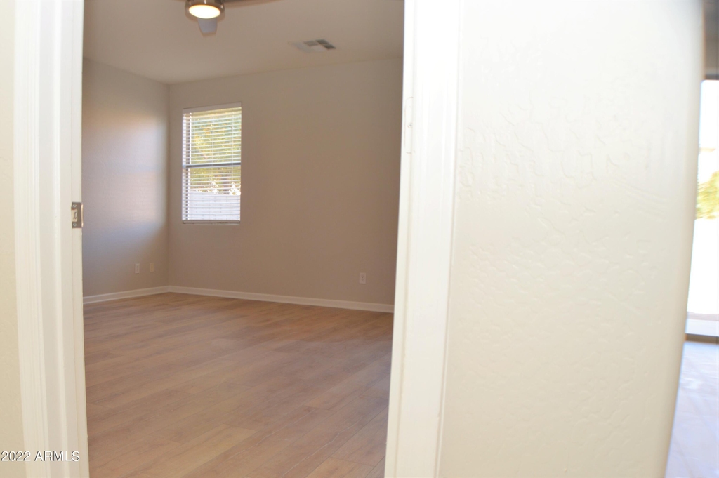 45666 W Tucker Road - Photo 23